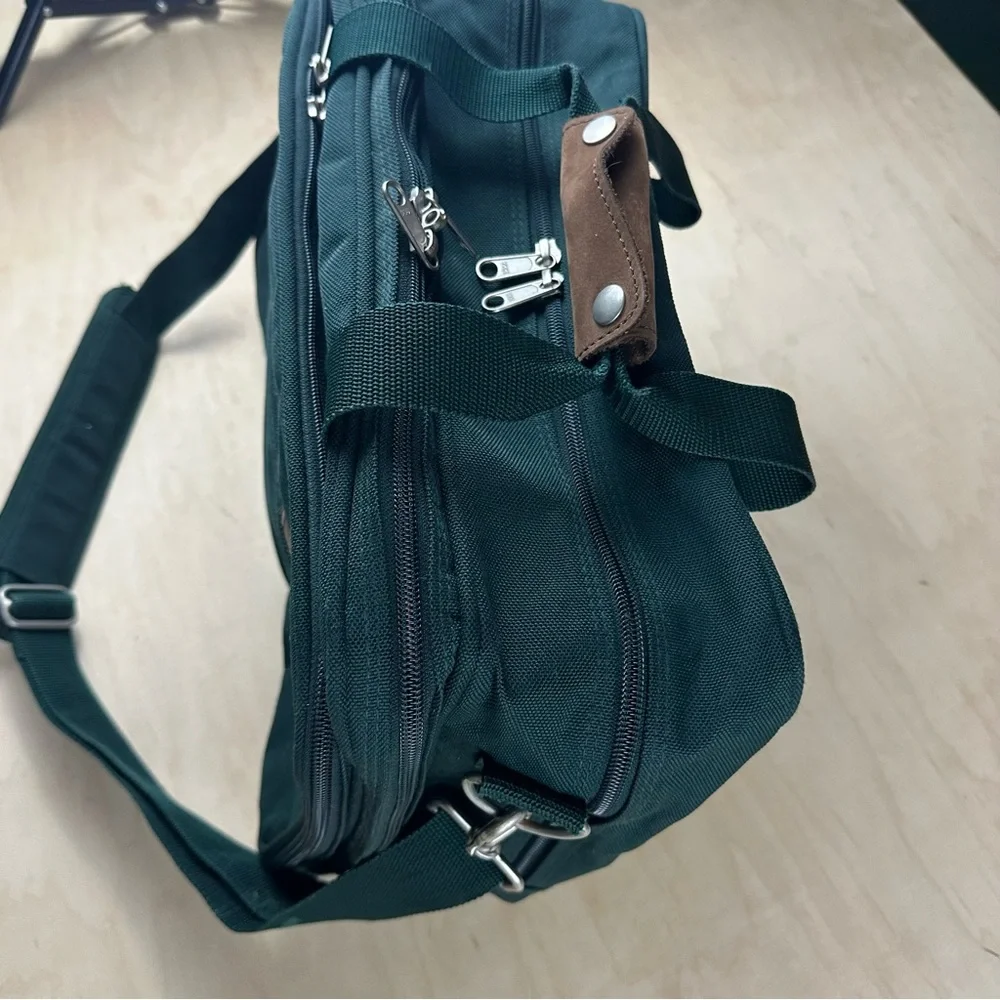 Eddie Bauer travel bag